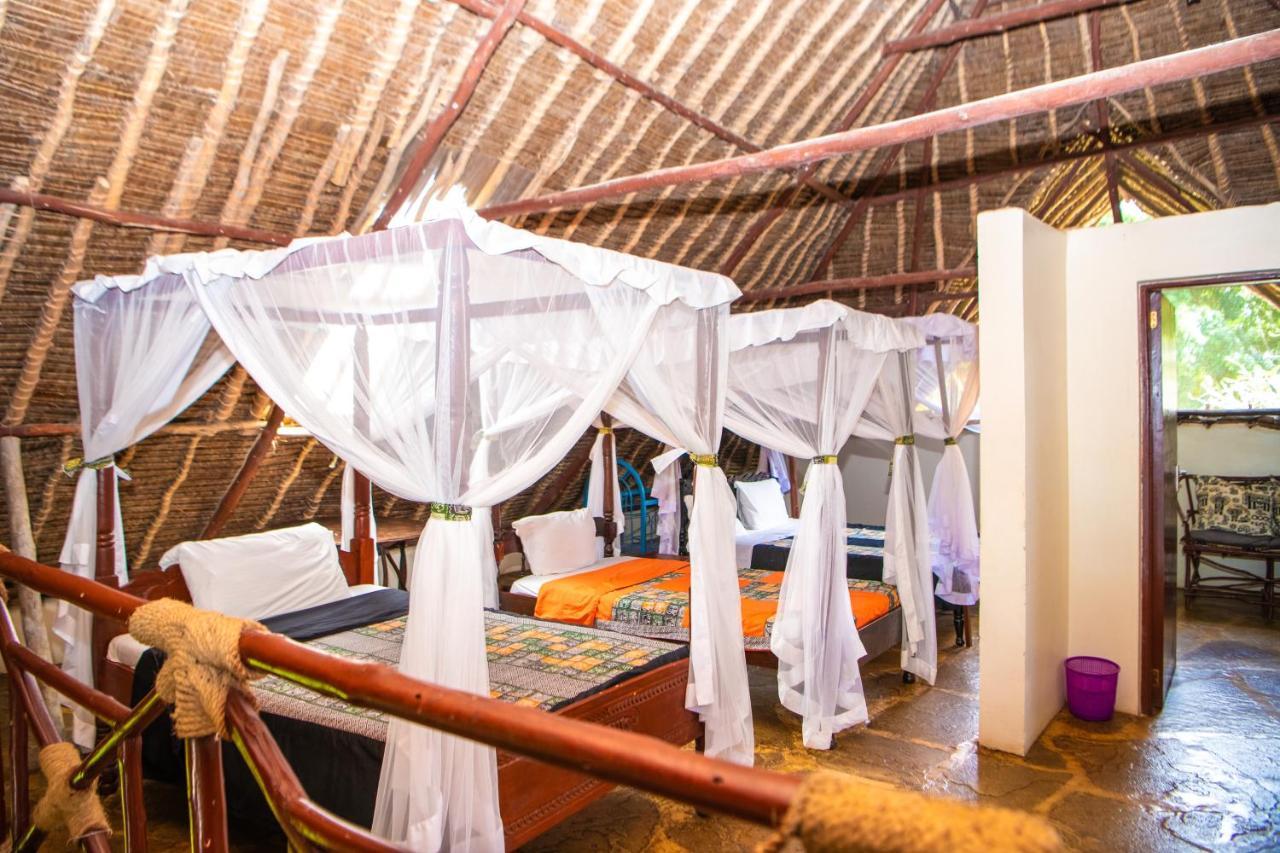 Oasis Diani Beach Villas Kültér fotó