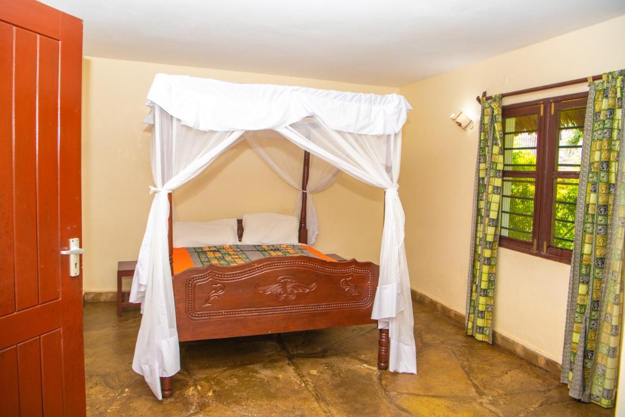 Oasis Diani Beach Villas Kültér fotó
