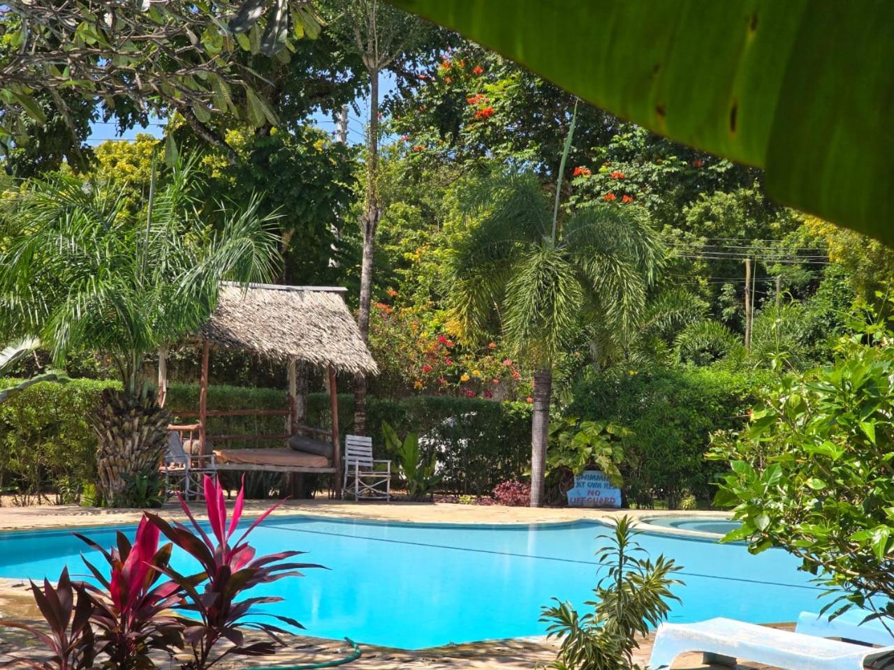 Oasis Diani Beach Villas Kültér fotó